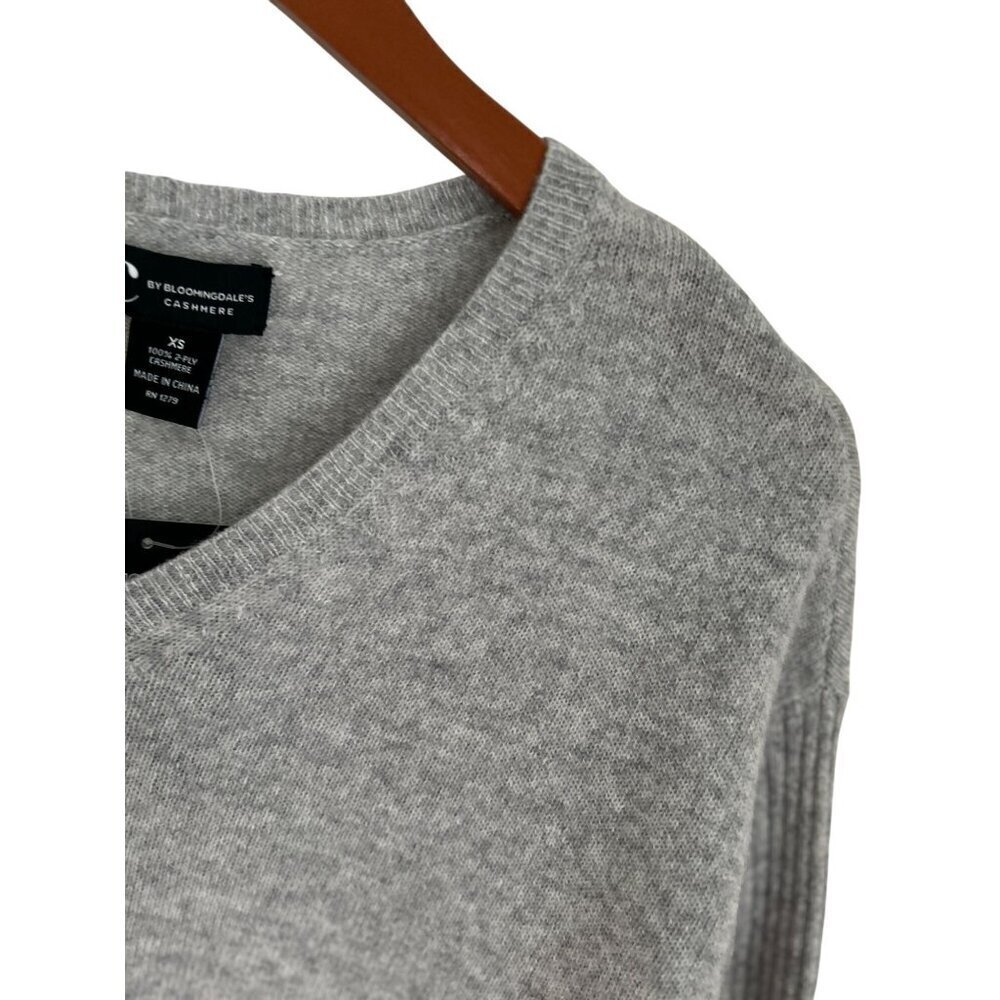 Bloomingdale's 100% Cashmere V-neck Sweater Oversized Relaxed Size XS - Picture 8 of 11